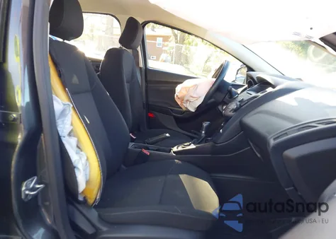 2017 Ford Focus S from USA, damaged, VIN 1FADP3E25HL262671